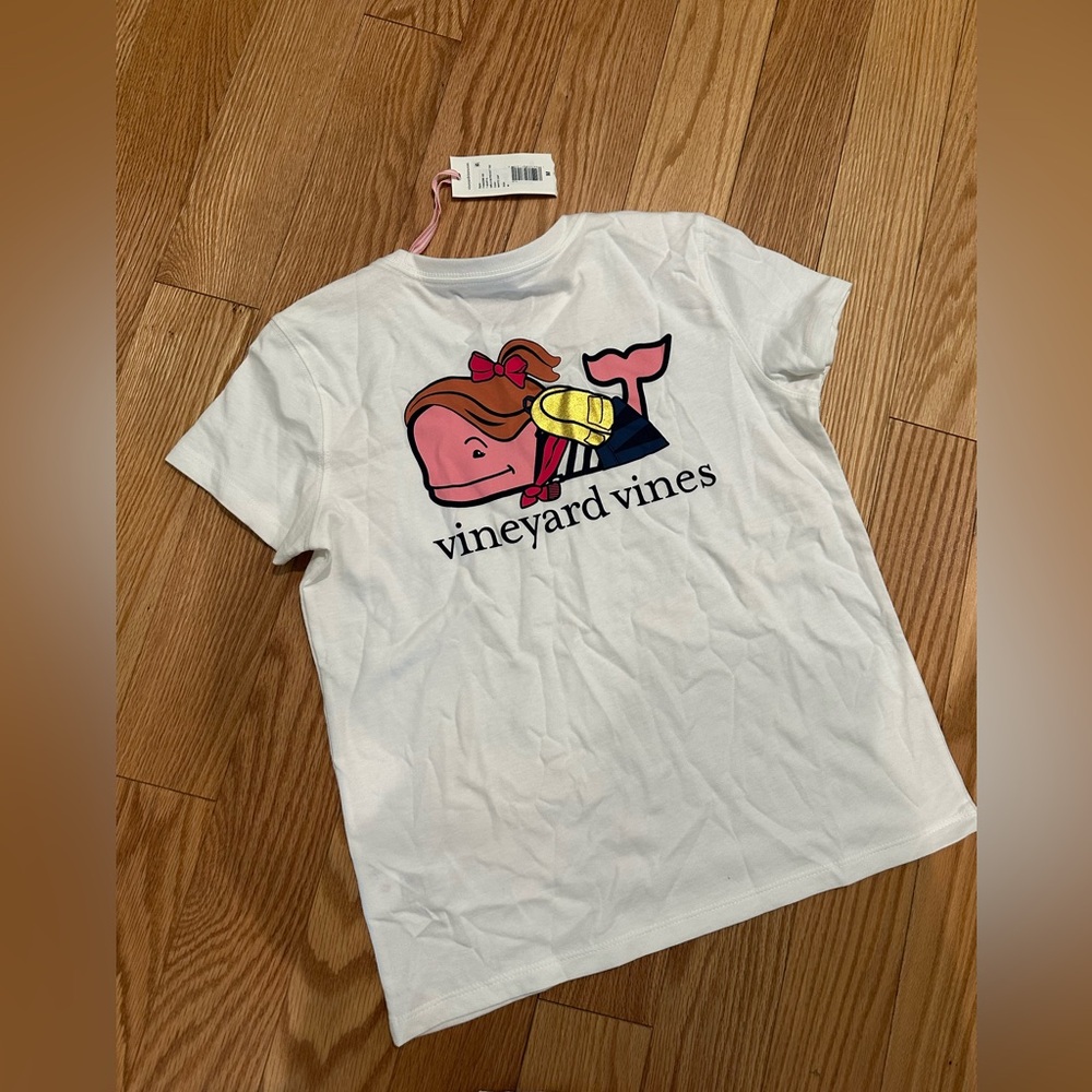 Vineyard Vines girls whale graphic tee, medium NWT